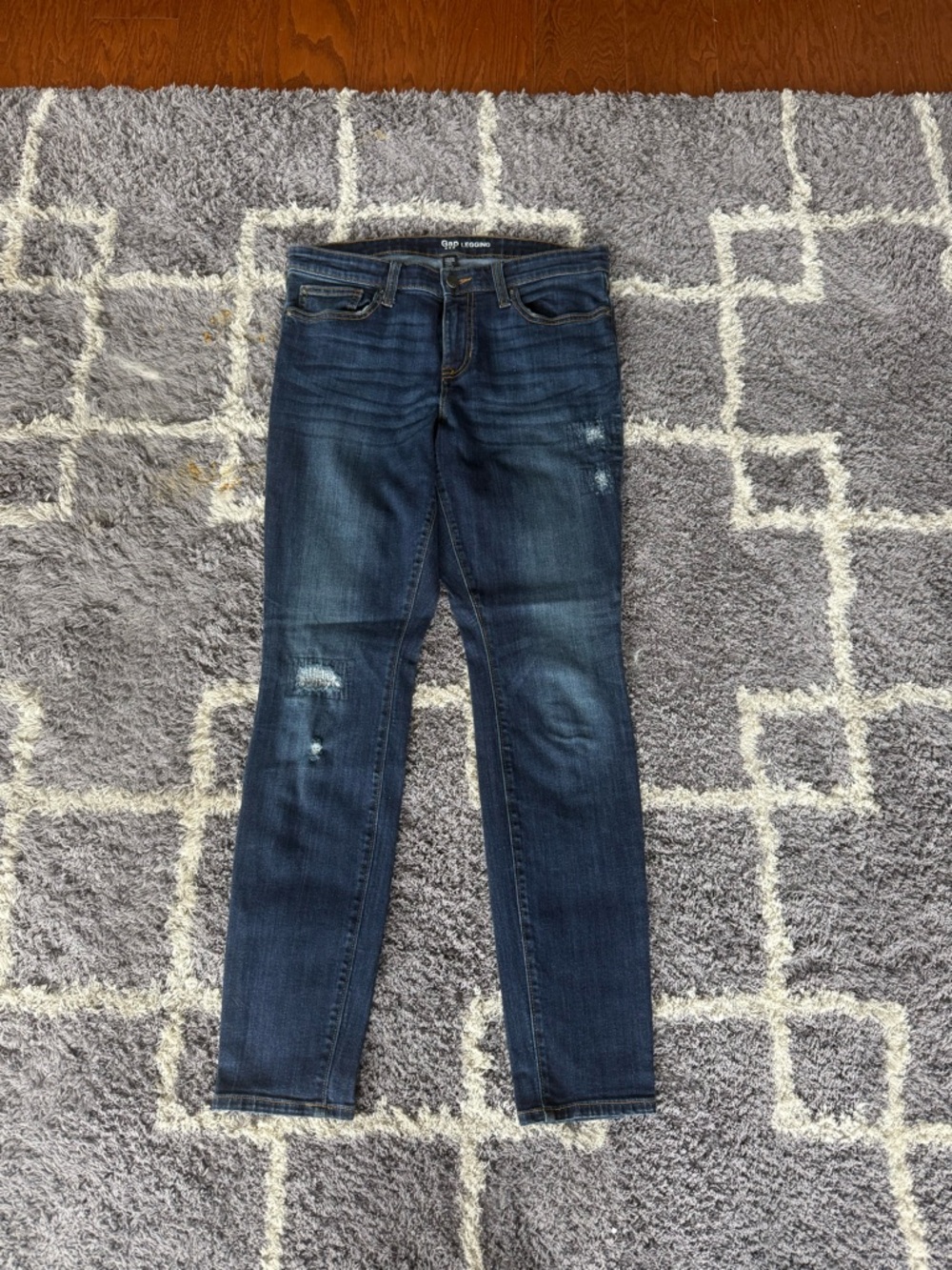 GAP Women's Skinny Jeans in Dark Blue Wash